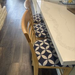 3 Bar Stools 