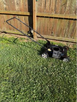 Lawn mower deck