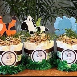 3 JUNGLE baby shower diaper cakes 