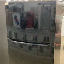 Frigidaire Refrigerator Used