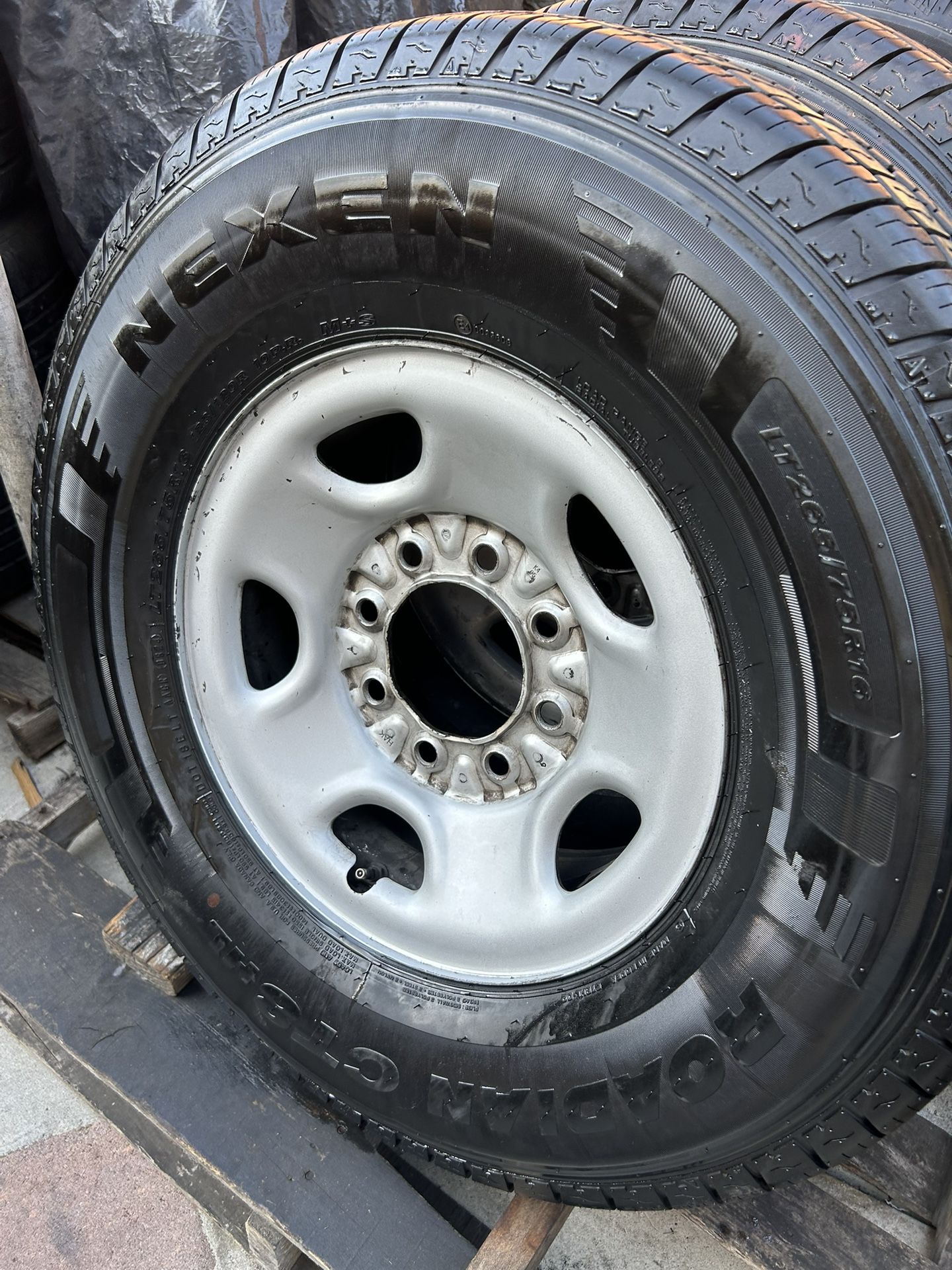 4- NEXEN RADIAL HL / LAND GOLDEN RADIAL