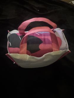 New! Minnie Mouse twin bed set