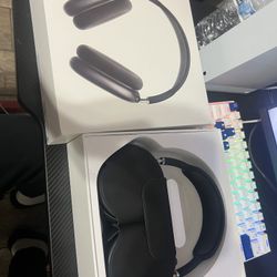 airpod maxs (space gray)