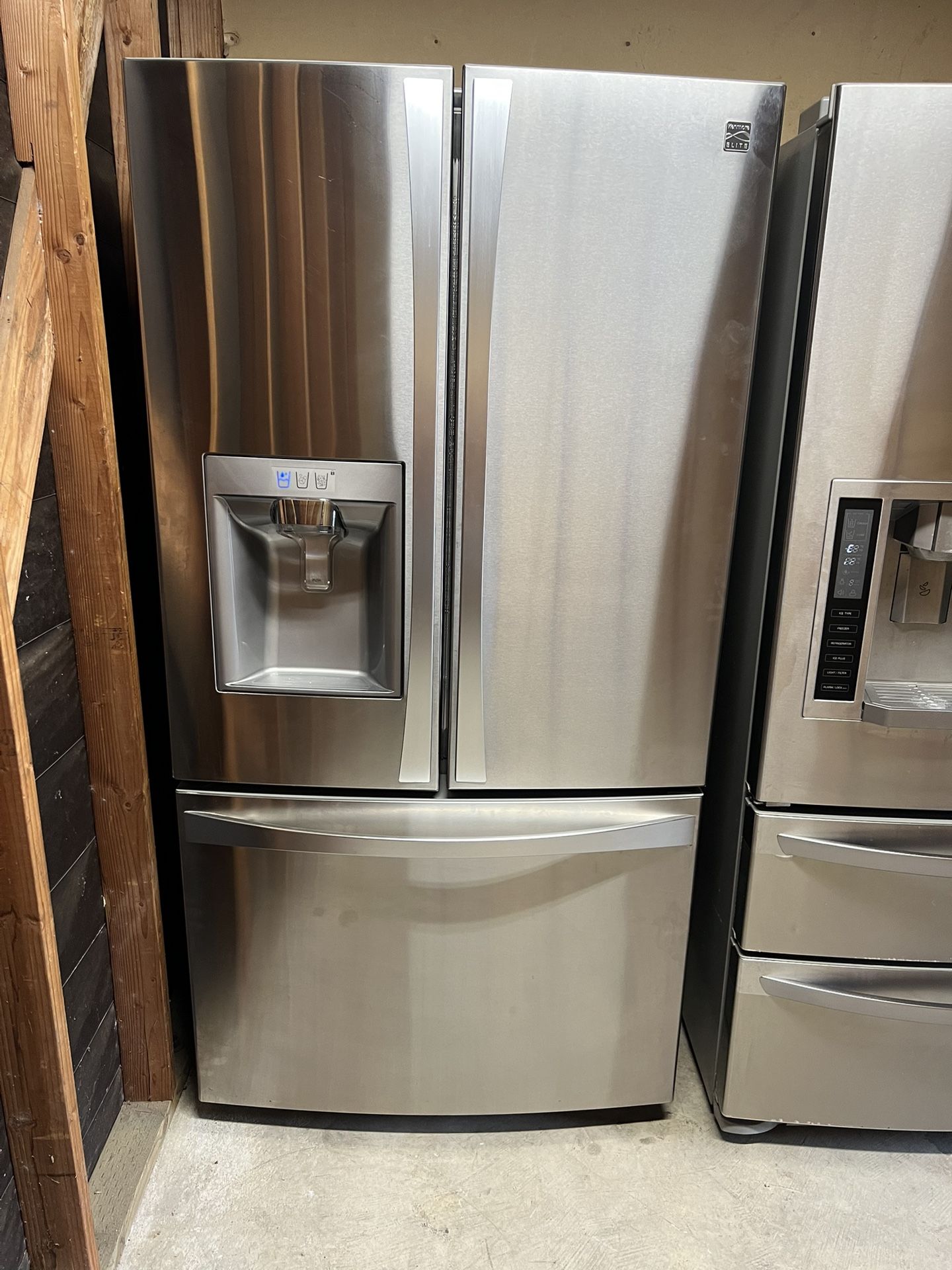 Kenmore Stainlees Steel Refrigerador