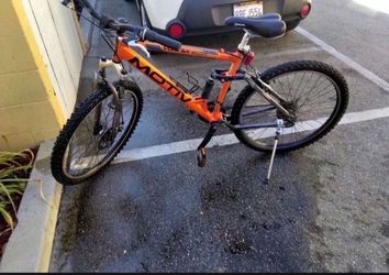 Motiv Vortex 26” Full Suspension Mountain Bike
