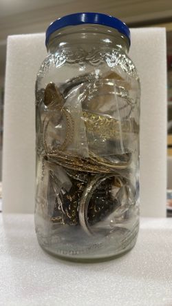 Jewelry jar brand new, rings, bracelets,earrings and more.all