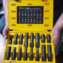 Topec 16 pc locking lug master key set