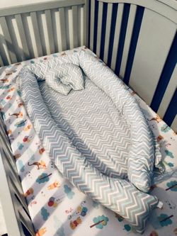 Abreeze Baby Bassinet for Bed Sharing or Travel