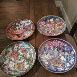 Pepsi Cola holiday collectors plates.  Regular size plates.