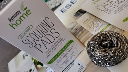 Scouring pads