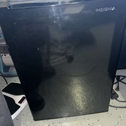 Refrigerator Like New 