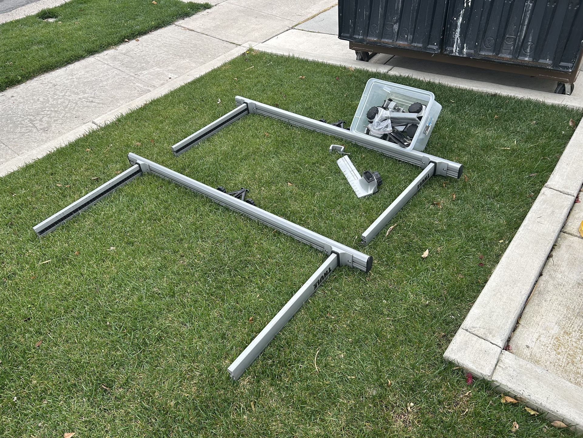 Thule Truck Rack