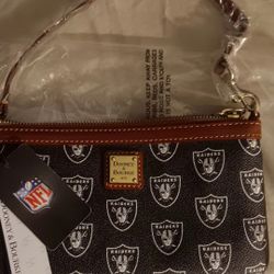 DOONEY & BOURKE RAIDERS SET
