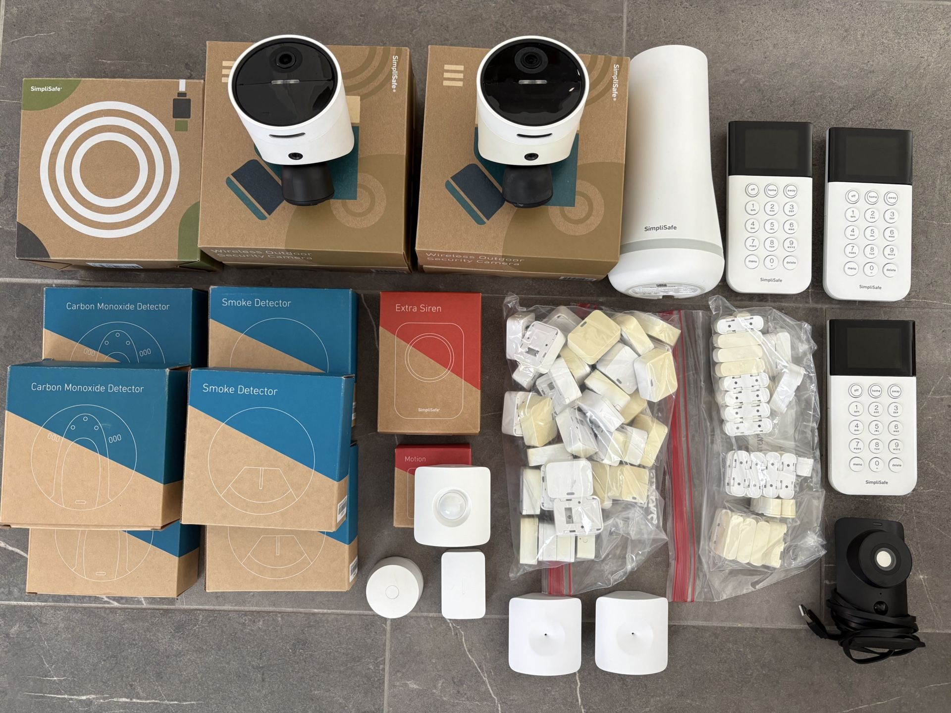 Large Simplisafe Alarm System Package