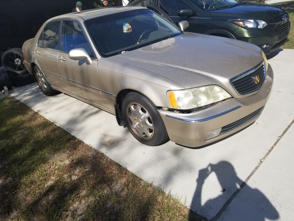 2003 Acura RL parting out