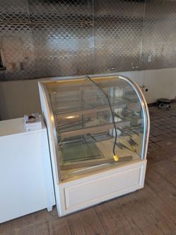 dessert refrigeration display case