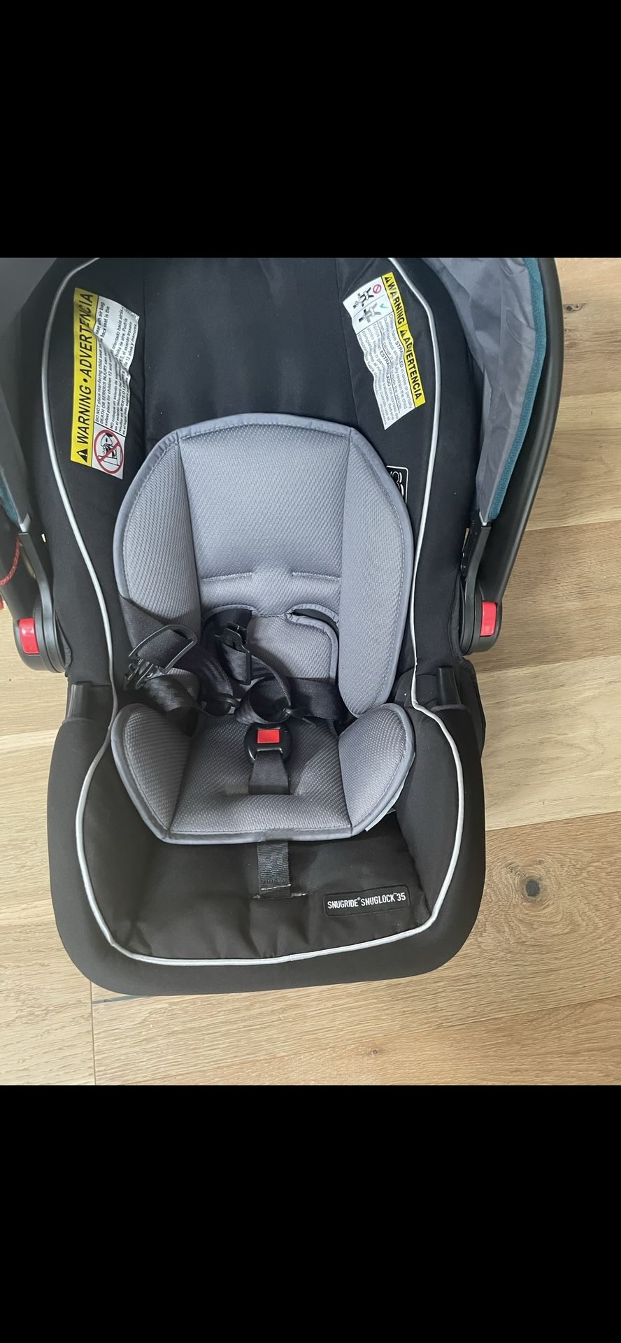 Infant Car Seat Graco Snuglock 35LX
