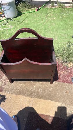 Wood Magazine Rack 