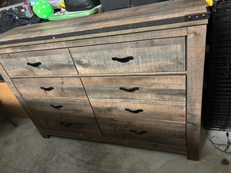 Dresser & night stand