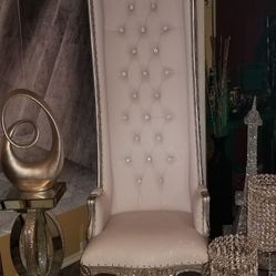 7 Ft Tall Throne Chair