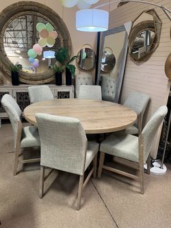 BEAUTIFUL 7PC ROUND DINING SET