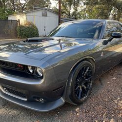 2015 Dodge Challenger