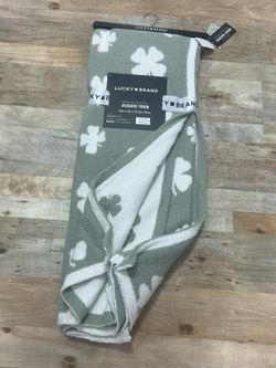 Lucky Brand shamrock throw