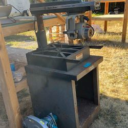 Black & Decker Dewalt Saw 