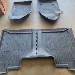 2023 GMC Oem All Weather Mats Crew Cab $175