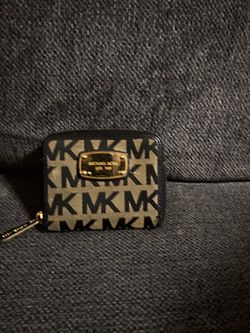 Micheal kors wallet brown black and gold