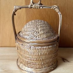 Vtg Chinese Wedding Basket 6.5” Woven Wicker Rattan w/ Bamboo Handle & Dome Lid