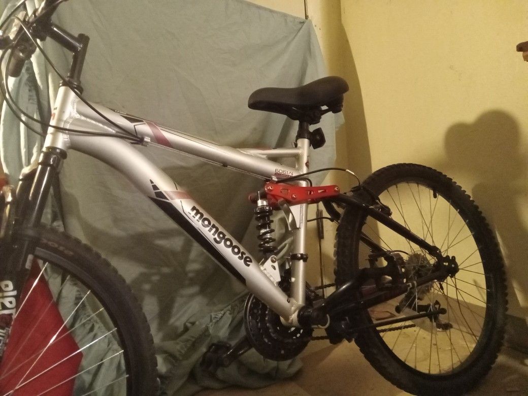 Mongoose Mountain Bike