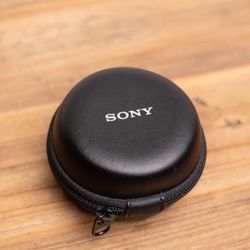 Sony WCL-ECU1 Ultra Wide Converter Lens VCL-ECF1 Fisheye Converter Lens adapter carrying case