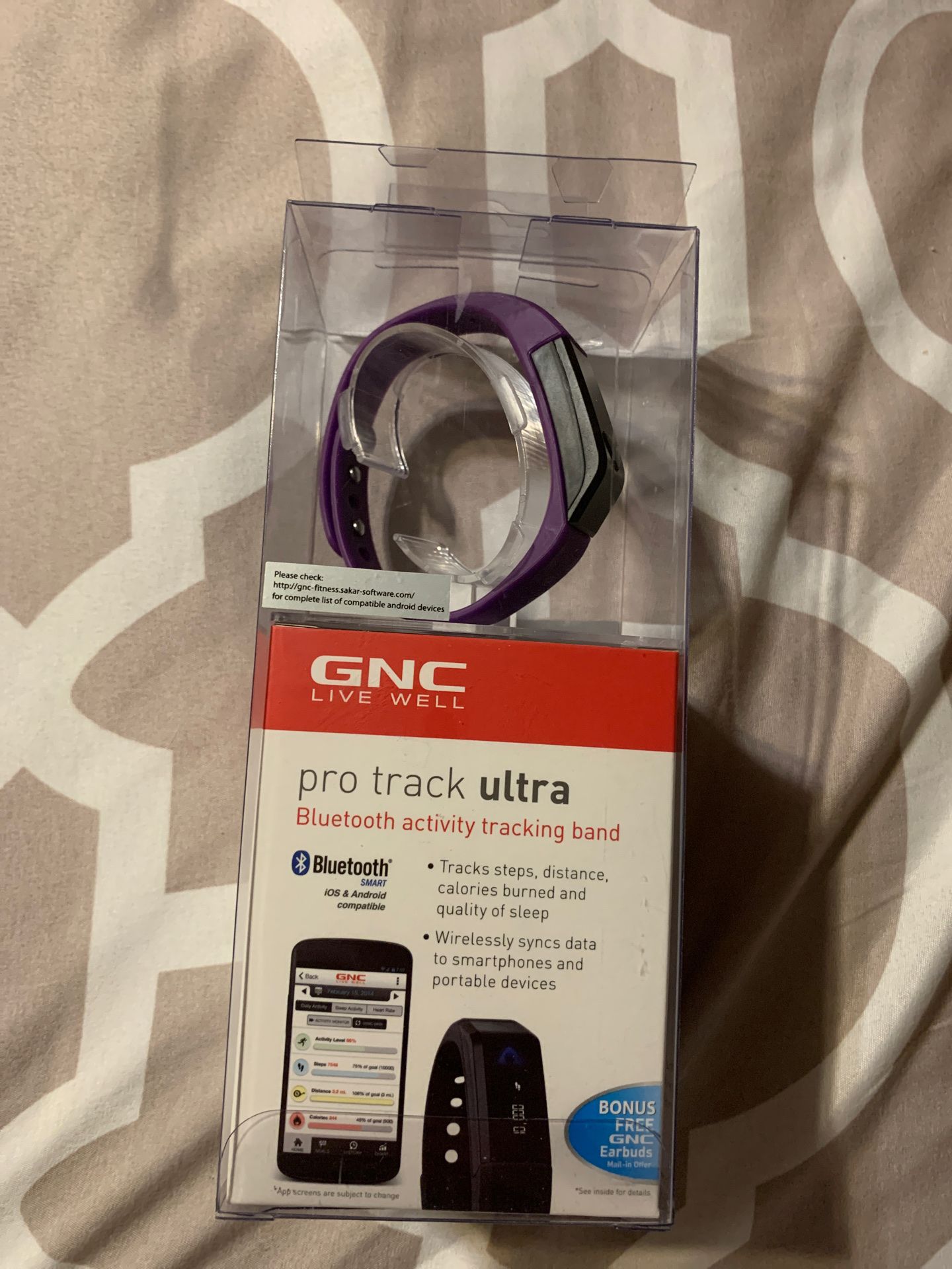 GNC Bluetooth tracking band