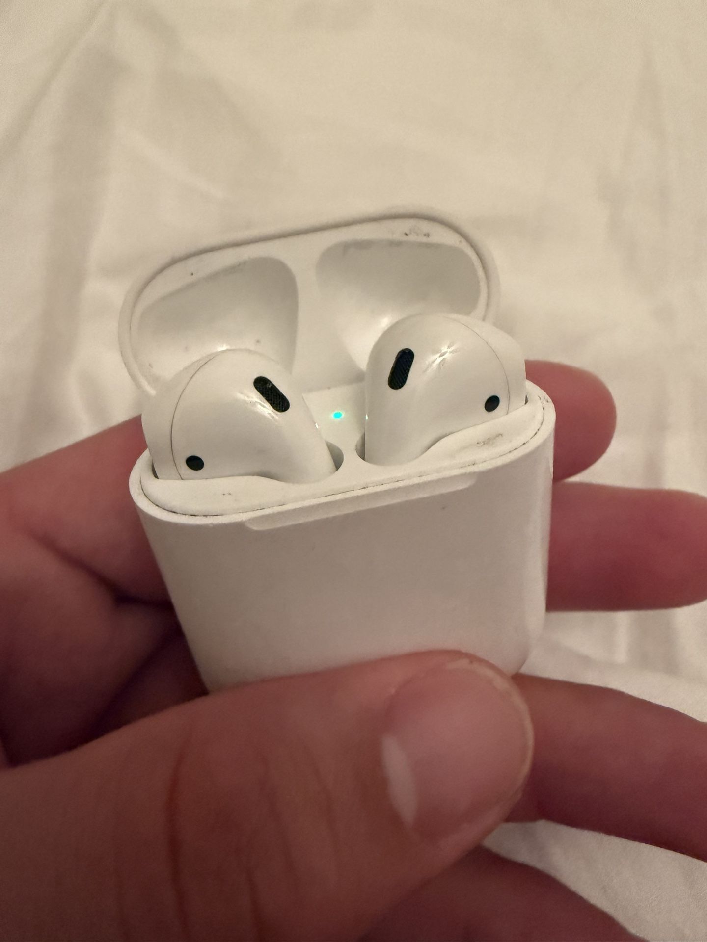 Apple AirPods
