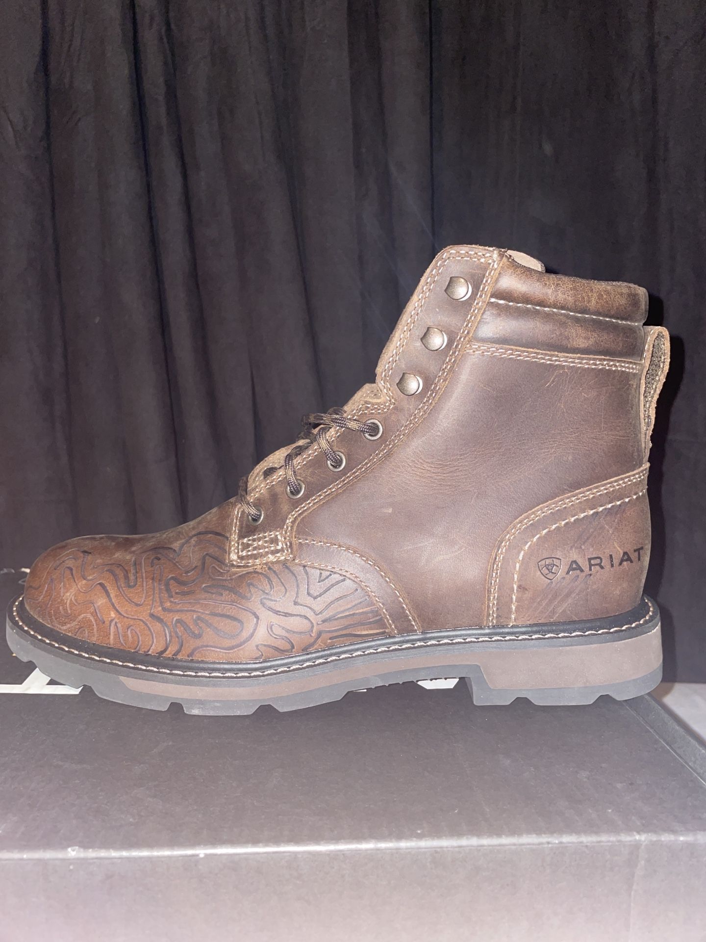 Ariat Work Groundbreaker 6” Boots Size 11.5