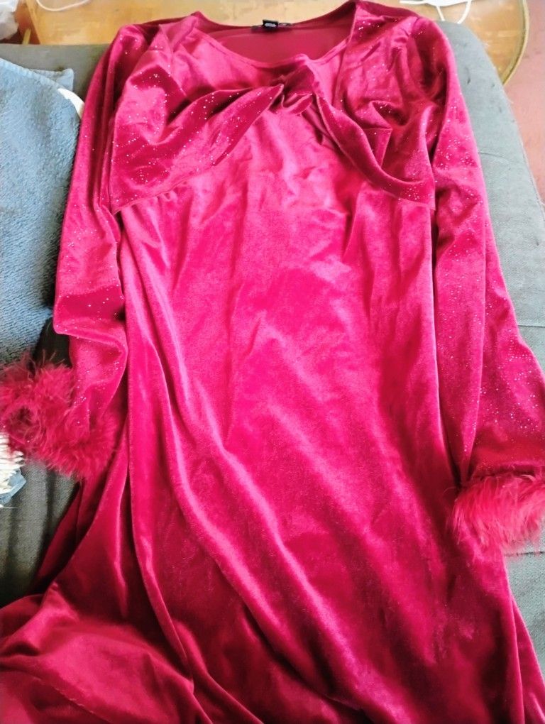 Christmas Dress..BCX Girl Red Velvet Dress,Size 16