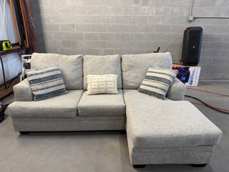FREE Local Delivery 🚚 - Reversible Lounge 2 pcs sectional couch sofa set