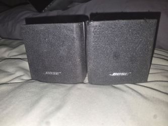 Bose FreeSpace 3 Surface-Mount Satellite Speakers (Pair) - Tested & Working