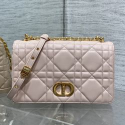 Pink chain shoulder bag