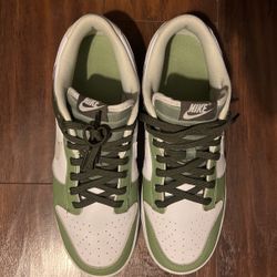 Nike Dunk Low, Oil Green, Cargo Khaki 10.5 Men’s 