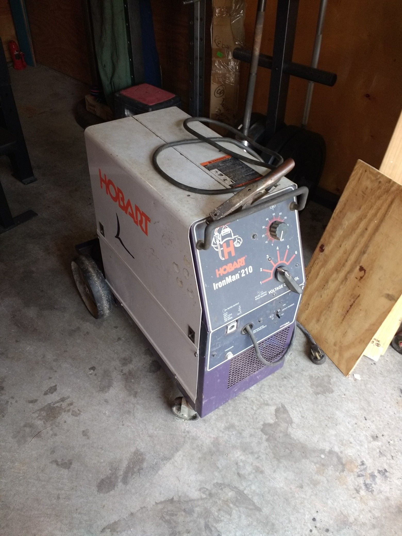 Hobart Ironman 210 Mig Welder