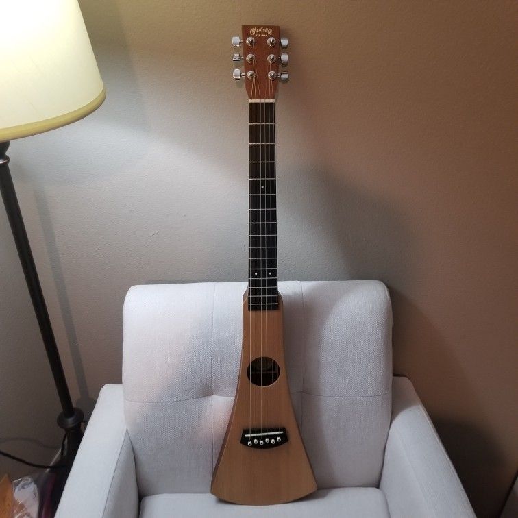 Martin Backpacker Guitar With Case