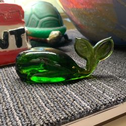 Green Glass Whale Figurine by Kanawha Glass Company, Vintage Glass Paperweight, Whale Figurine, Glass Whale, Vintage Animal Figurine