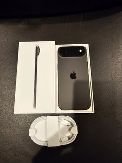 BRAND NEW IPHONE AIR 256GB UNLOCKED!