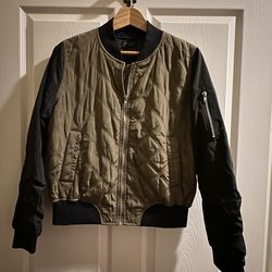 Bomber jacket army green