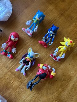 Sonic figures cake toppers