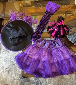 Girls’ purple witch costume set