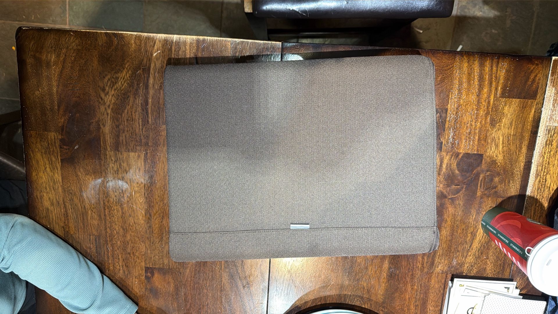  Belkin Laptop Cushion With Storage 17”