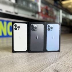 iPhone 13 Pro Max (Unlocked)